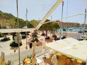 Seafront 1 bedroom Maisonette