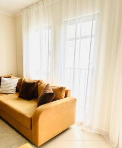 The Cozy Balcony Family Apartment