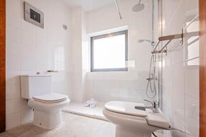 Sweett - Bogatell Beach