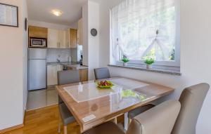 Lovely Apartment In Medulin With Wifi