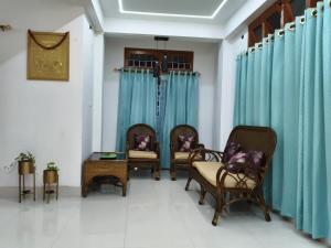 V & Q Homestay