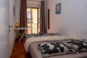 Shared Apartment With Bright Private Patio in Lisboa
