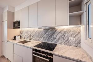 The Diagonal Suites Atic by Sweett