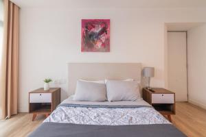 Cozy Urban Rooftop Lounge Free Parking & WiFi