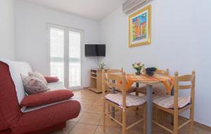 1 Bedroom Nice Apartment In Srima 