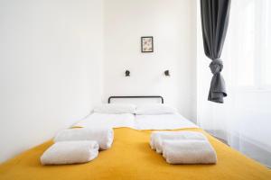 Simple Spot 1 min Walk to Szimpla kert with AC