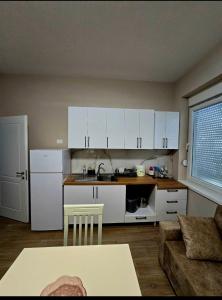 Shtepi,Apartament me qera , Pogradec