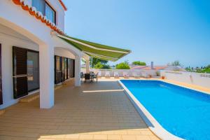 Casa Amora Great holiday Villa in Vale do Milho