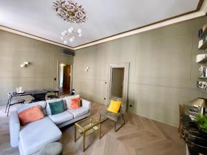 ''Le Général'' Superbe appartement Haussmanien climatisé en coeur de ville