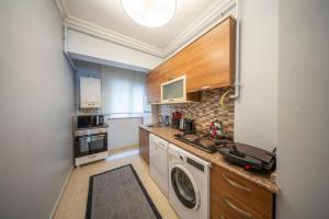 Luxurious Four Bedroom Apartment in Taksim, 4ACs