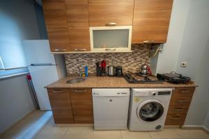 Luxurious Four Bedroom Apartment in Taksim, 4ACs