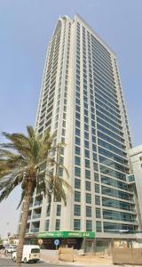 Luxury 4 Bedroom Apt with Complimentary Access to Hotel Private Beach,GYM&Swimming Pool
