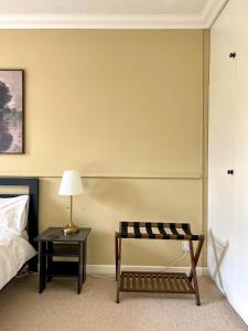 Bright Walthamstow flat w shared backyard