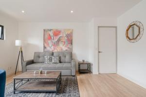 Heart of Mexico CityCozy Condo w Balcony & WiFi