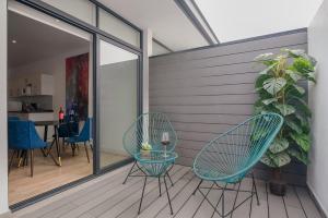 Heart of Mexico CityCozy Condo w Balcony & WiFi