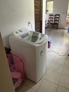 Casa dois andares com varanda