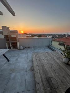 The Lake Queen - Residence with Pool