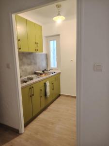 Appartements T1 coeur de Toulon ideal entre le port et la gare : photos des chambres