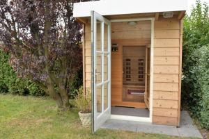 Marinus, lovely bungalow near the sea and most beautiful dune area in the Netherlands