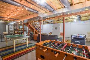 Home w outdoor spaces near Long Pond