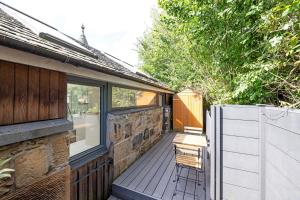 Argyl - The Foundry, A Bright One Bedroom House with Balcony