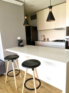 El Poblado, Balcony, Pool, Jacuzzi, Gym, Steamroom