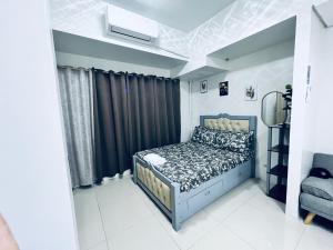 Crisean Highrise Condo - 100 West makati