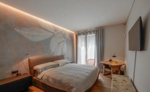 Charming Garden Hideaway in Como by RentComo