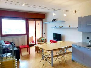 Il Poggetto - Apartment Sea View in Residence with Pool