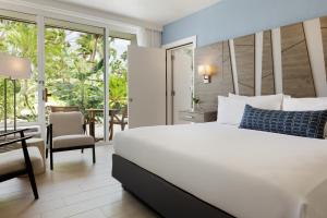 SkyBeach Resort