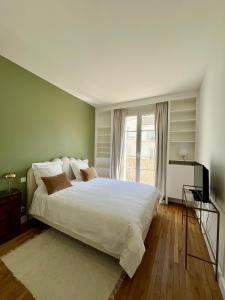 Heart of Montmartre - 3 bedrooms & balcony