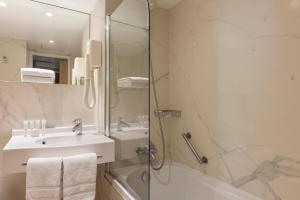 Hotels Hotel Hor Les Lumieres : photos des chambres