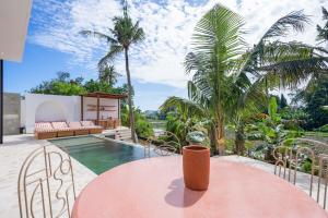 Villa Localita Rosa - Hidden Gem 3BR Designer Villa Infinity Pool Views