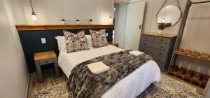 Overflowing Life - Accommodation near Paarl Gim