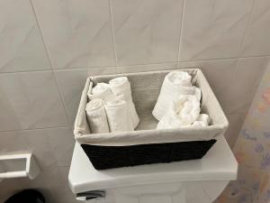 Exclusive 2 beds 2 bath near EWR downtown Newark