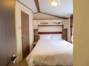 Beach Retreat E19 Dyffryn Seaside Estate