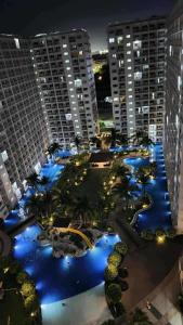 STAYCATION CONDO SHORE RESIDENCES one bedroom w balcony pool view near SMX SM MOA IKEA NAIA DFA OCEAN PARK DFA