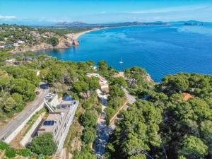 Lujo contemporaneo con vista al mar cerca Sa Riera