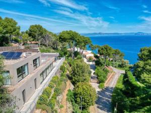 Lujo contemporaneo con vista al mar cerca Sa Riera