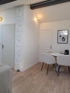 Appartements Appartement Gratte-Ciel 4p Chek in H24 : photos des chambres