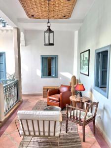 Riad HØBÖ-CHIC privé Medina rooftop WI-FI Fibre