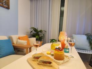 Gonghangdong Every moment