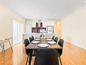 3br 2 Bth No Stairs Aircon Big Athelstone Home