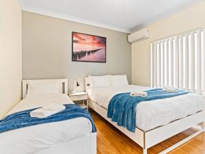 3br 2 Bth No Stairs Aircon Big Athelstone Home