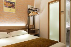 Hotels Hotel Hor Les Lumieres : photos des chambres