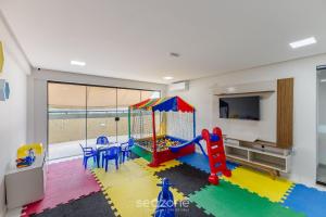 Aptos completos em em prédio a 400m da praia - PZO