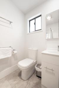 Tiny Home 1BD, 1BA in Clayfield, Near Brisbane CBD M2