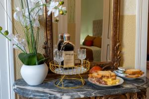 Vintage Senses Residences