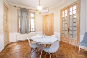 Lascăr Catargiu Villa