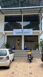 Lowfare Hotels Medical College